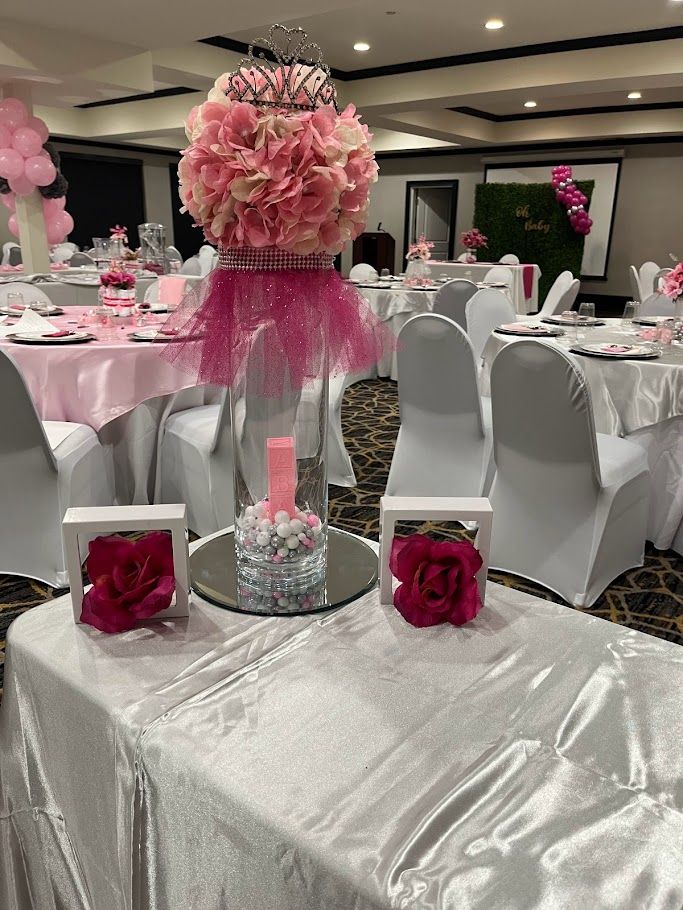 pexels-wildlittlethingsphoto-696218